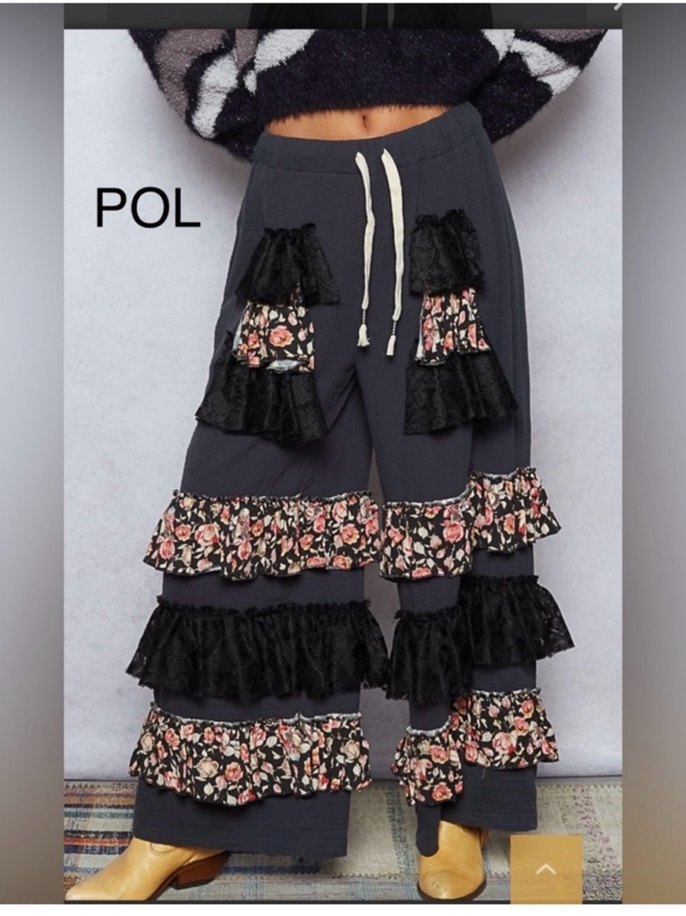NWOT POL wide leg, double gauze with print and lace ruffle, raw edge. Large.